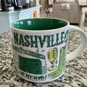 NASHVILLE MUG no issues, never used, without box